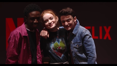 2018-12-10_-_Stranger_Things_Press_Conference_in_Brazil_mp41641.jpg
