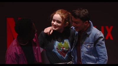 2018-12-10_-_Stranger_Things_Press_Conference_in_Brazil_mp41643.jpg