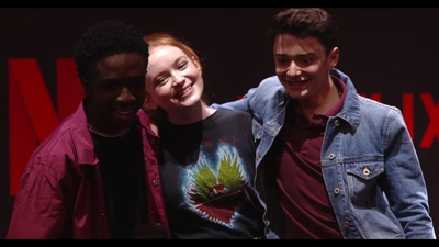 2018-12-10_-_Stranger_Things_Press_Conference_in_Brazil_mp41646.jpg