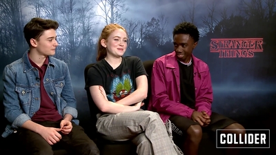 2018-12-28_-_Collider_Interviews_-_Stranger_Things_S03_Interview_mp41697.jpg