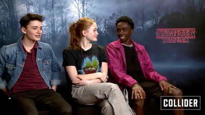 2018-12-28_-_Collider_Interviews_-_Stranger_Things_S03_Interview_mp41759.jpg