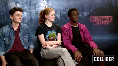 2018-12-28_-_Collider_Interviews_-_Stranger_Things_S03_Interview_mp41978.jpg