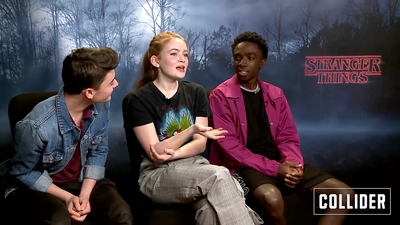 2018-12-28_-_Collider_Interviews_-_Stranger_Things_S03_Interview_mp42030.jpg