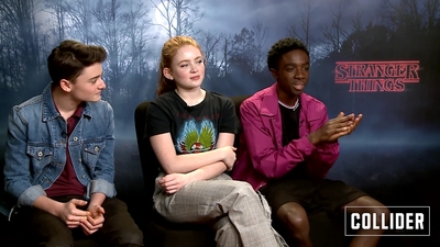 2018-12-28_-_Collider_Interviews_-_Stranger_Things_S03_Interview_mp42060.jpg