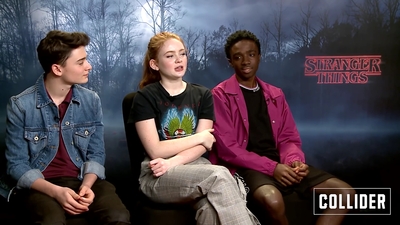 2018-12-28_-_Collider_Interviews_-_Stranger_Things_S03_Interview_mp42079.jpg