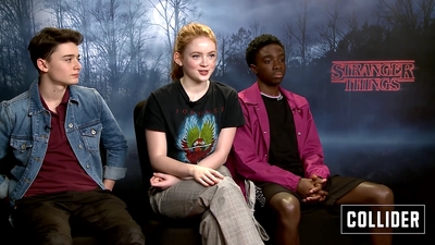 2018-12-28_-_Collider_Interviews_-_Stranger_Things_S03_Interview_mp42147.jpg