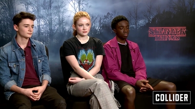 2018-12-28_-_Collider_Interviews_-_Stranger_Things_S03_Interview_mp42208.jpg