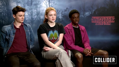 2018-12-28_-_Collider_Interviews_-_Stranger_Things_S03_Interview_mp42285.jpg