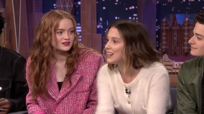 2019-06-15_-_The_Tonight_Show_Starring_Jimmy_Fallon_1_mp42273.jpg