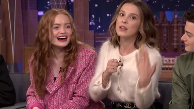 2019-06-15_-_The_Tonight_Show_Starring_Jimmy_Fallon_1_mp42292.jpg