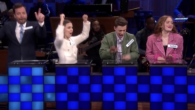 2019-06-15_-_The_Tonight_Show_Starring_Jimmy_Fallon_2_mp42381.jpg