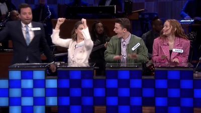 2019-06-15_-_The_Tonight_Show_Starring_Jimmy_Fallon_2_mp42382.jpg