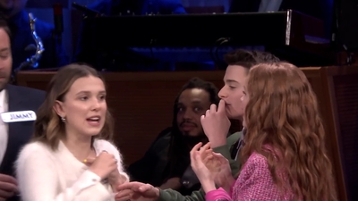 2019-06-15_-_The_Tonight_Show_Starring_Jimmy_Fallon_2_mp42487.jpg