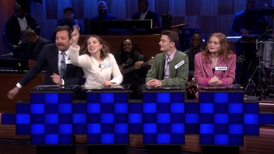 2019-06-15_-_The_Tonight_Show_Starring_Jimmy_Fallon_2_mp42510.jpg