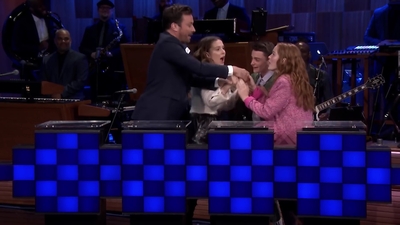 2019-06-15_-_The_Tonight_Show_Starring_Jimmy_Fallon_2_mp42662.jpg
