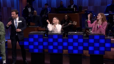 2019-06-15_-_The_Tonight_Show_Starring_Jimmy_Fallon_2_mp42728.jpg