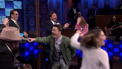 2019-06-15_-_The_Tonight_Show_Starring_Jimmy_Fallon_2_mp42763.jpg