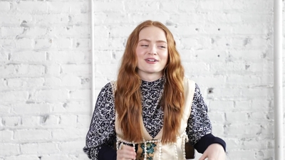 2019-06-27_-_Who_What_Wear_Interview_mp43369.jpg