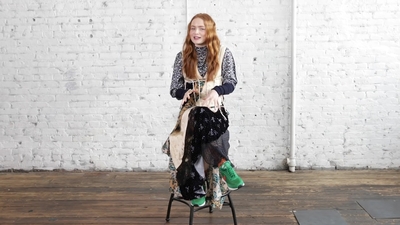 2019-06-27_-_Who_What_Wear_Interview_mp43388.jpg