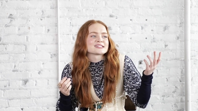 2019-06-27_-_Who_What_Wear_Interview_mp43411.jpg