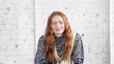 2019-06-27_-_Who_What_Wear_Interview_mp43413.jpg