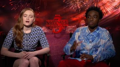 2019-06-28_-_FOX_5_Washington_DC_-_Stranger_Things_S03_Interview_mp43081.jpg