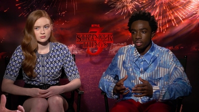 2019-06-28_-_FOX_5_Washington_DC_-_Stranger_Things_S03_Interview_mp43091.jpg