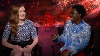 2019-06-28_-_FOX_5_Washington_DC_-_Stranger_Things_S03_Interview_mp43101.jpg