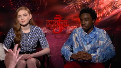 2019-06-28_-_FOX_5_Washington_DC_-_Stranger_Things_S03_Interview_mp43216.jpg