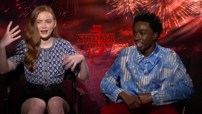 2019-06-28_-_FOX_5_Washington_DC_-_Stranger_Things_S03_Interview_mp43233.jpg