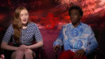 2019-06-28_-_FOX_5_Washington_DC_-_Stranger_Things_S03_Interview_mp43259.jpg