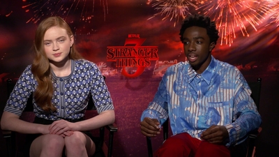 2019-06-28_-_FOX_5_Washington_DC_-_Stranger_Things_S03_Interview_mp43262.jpg