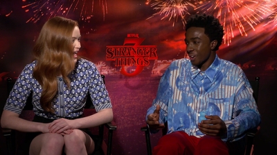 2019-06-28_-_FOX_5_Washington_DC_-_Stranger_Things_S03_Interview_mp43266.jpg