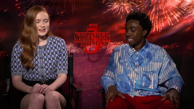 2019-06-28_-_FOX_5_Washington_DC_-_Stranger_Things_S03_Interview_mp43284.jpg