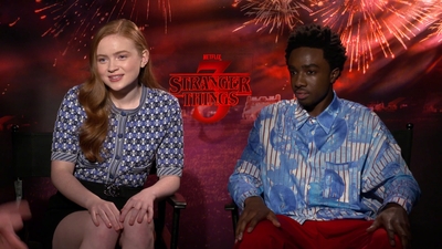 2019-06-28_-_FOX_5_Washington_DC_-_Stranger_Things_S03_Interview_mp43289.jpg