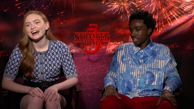 2019-06-28_-_FOX_5_Washington_DC_-_Stranger_Things_S03_Interview_mp43300.jpg