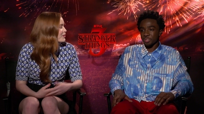 2019-06-28_-_FOX_5_Washington_DC_-_Stranger_Things_S03_Interview_mp43309.jpg