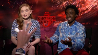 2019-06-28_-_FOX_5_Washington_DC_-_Stranger_Things_S03_Interview_mp43318.jpg