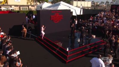 2019-06-28_-_Stranger_Things_Season_3_Premiere_4_mp43517.jpg