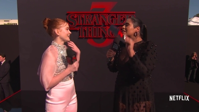 2019-06-28_-_Stranger_Things_Season_3_Premiere_4_mp43523.jpg