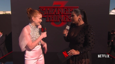 2019-06-28_-_Stranger_Things_Season_3_Premiere_4_mp43524.jpg
