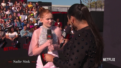 2019-06-28_-_Stranger_Things_Season_3_Premiere_4_mp43529.jpg