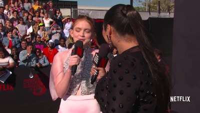 2019-06-28_-_Stranger_Things_Season_3_Premiere_4_mp43542.jpg