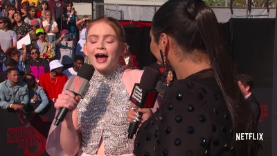 2019-06-28_-_Stranger_Things_Season_3_Premiere_4_mp43568.jpg