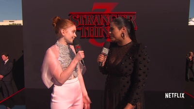 2019-06-28_-_Stranger_Things_Season_3_Premiere_4_mp43578.jpg