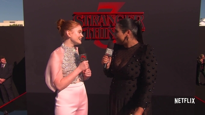 2019-06-28_-_Stranger_Things_Season_3_Premiere_4_mp43580.jpg