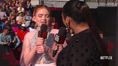 2019-06-28_-_Stranger_Things_Season_3_Premiere_4_mp43584.jpg