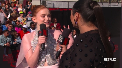 2019-06-28_-_Stranger_Things_Season_3_Premiere_4_mp43596.jpg