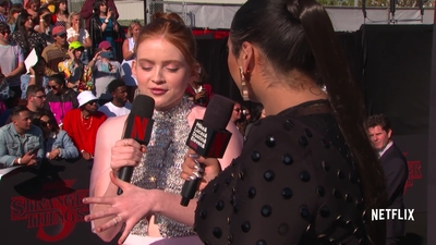 2019-06-28_-_Stranger_Things_Season_3_Premiere_4_mp43604.jpg