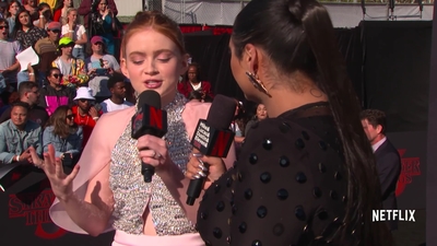 2019-06-28_-_Stranger_Things_Season_3_Premiere_4_mp43616.jpg